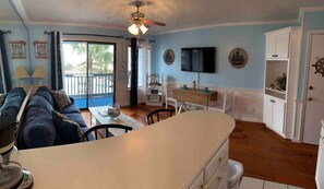 Smart TV, DVD player