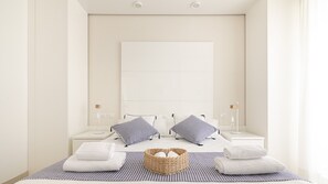 Espace de travail pour ordinateur portable, lits bébé (gratuits)