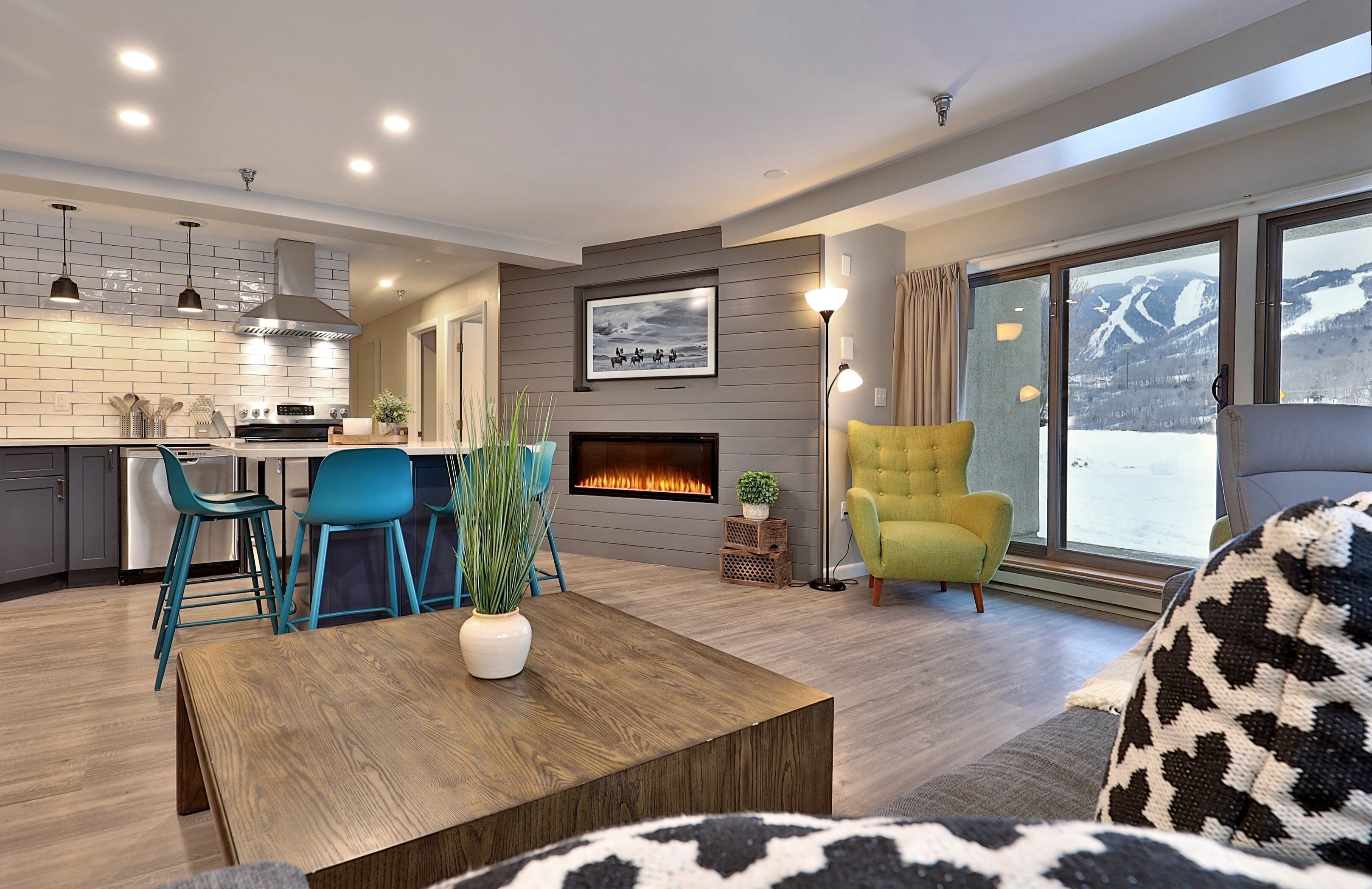 Renovated! Mountain Views. Steps to Killington. 2BR/2BA, 3C16