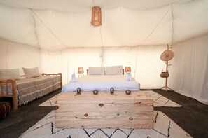 Telt – panorama, 1 queensize-seng, fjellutsikt | Individuelt dekorert, individuelt innredet, wi-fi og sengetøy