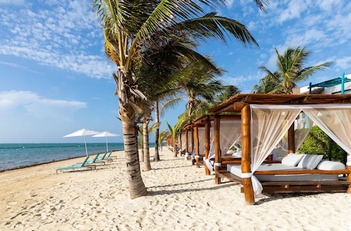 Margaritaville Island Reserve Riviera Cancún - A Karisma All-Inclusive Experience for All