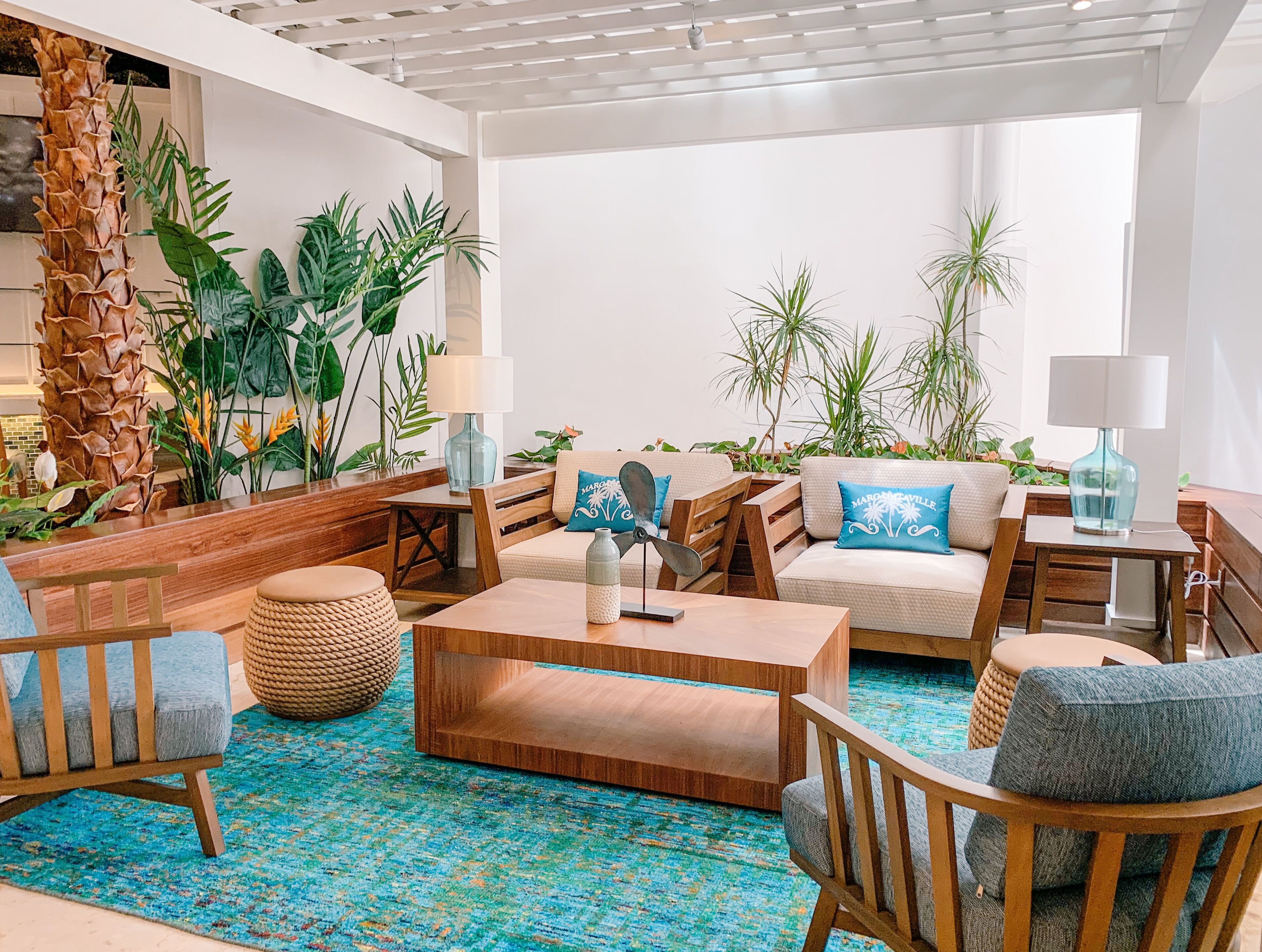 4 restaurantes, café da manhã, culinária internacional