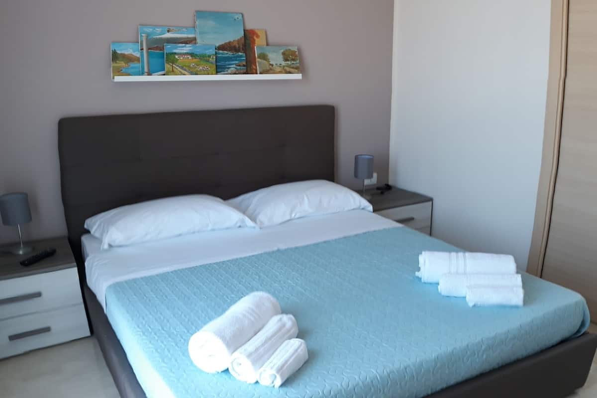 Deluxe Double Room, Balcony, City View