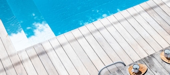 10-Person House with Pool, Close to Cannes Center