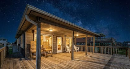 Cozy Coastal Home with Views & Fire Pit