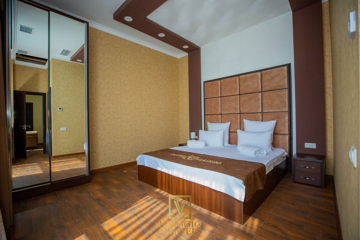 Minibar, in-room safe, individually decorated, individually furnished