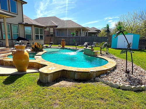 Five Star New  Property North of San Antonio - discounts