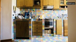 Oven, dining tables