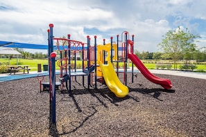 Children’s play area – outdoor