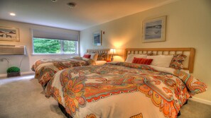 Iron/ironing board, travel cot, free WiFi, bed sheets - Killington Studio: Great Location! Comfy. 431 (Killington)