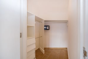 Suite panorámica | Baño | Toallas, jabón, papel de baño
