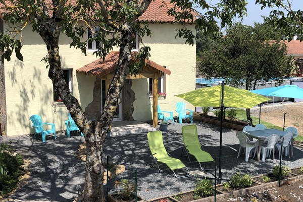 Private outside space for the gite