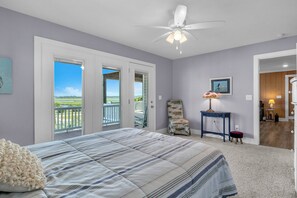 5 habitaciones, tabla de planchar con plancha y acceso a internet 