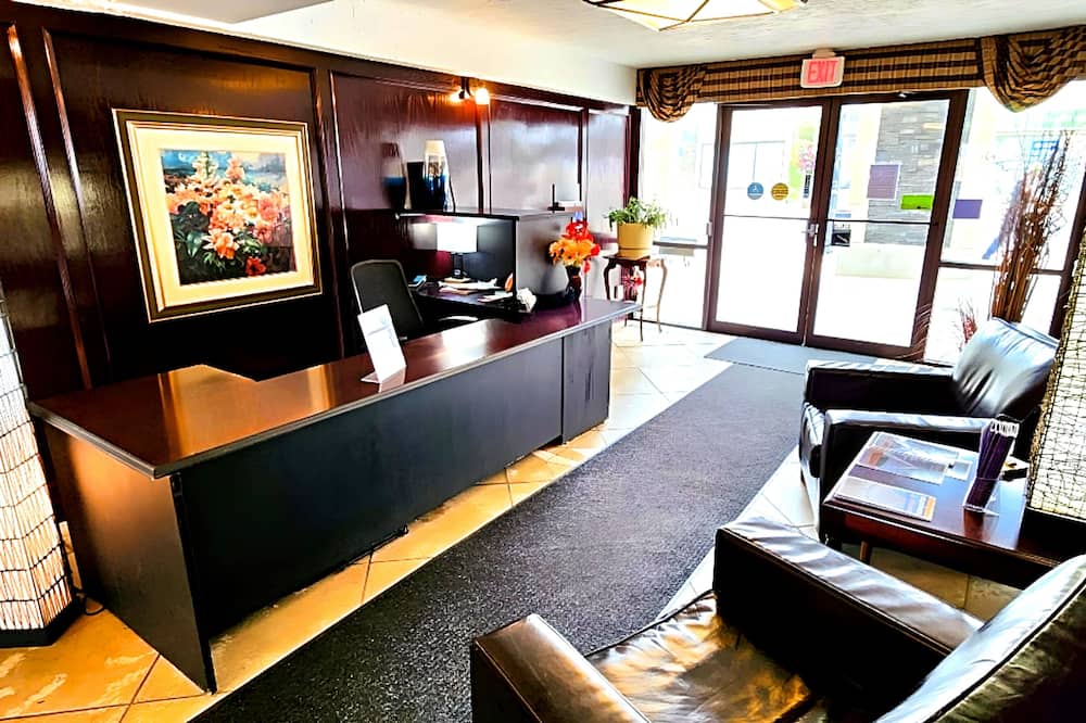 The Medicine Hat Villa