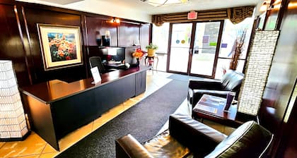 The Medicine Hat Villa