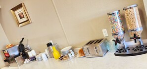 Desayuno continental incluido todos los días 