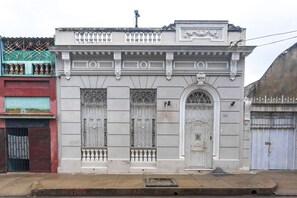 Exterior - Hostal Autentica Perla (Cienfuegos)