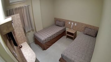 Double or Twin Room | Desk, soundproofing, free WiFi, bed sheets
