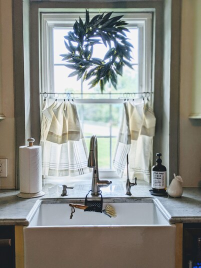 Historic Hideout - Unique Getaway in Amish Country with HOT TUB