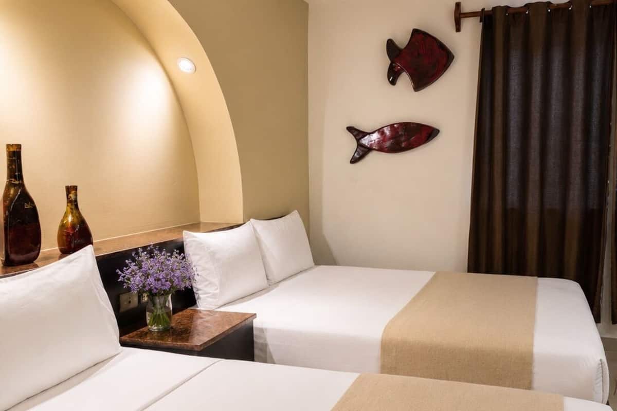 Doppelzimmer, 2 Doppelbetten | Hochwertige Bettwaren, Daunenbettdecken, Tempur-Pedic-Betten