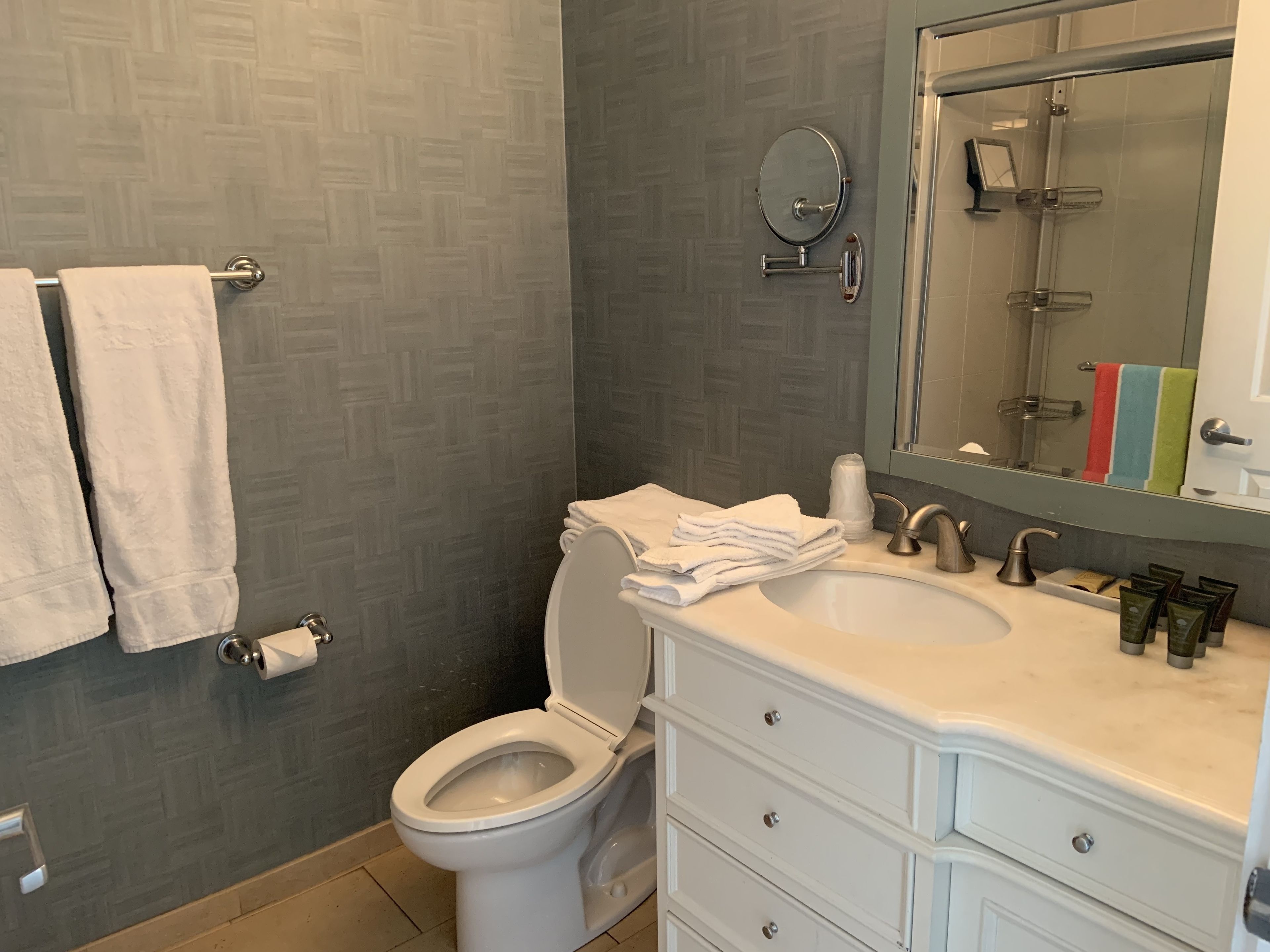 standard room, 1 king bed | bathroom | towels