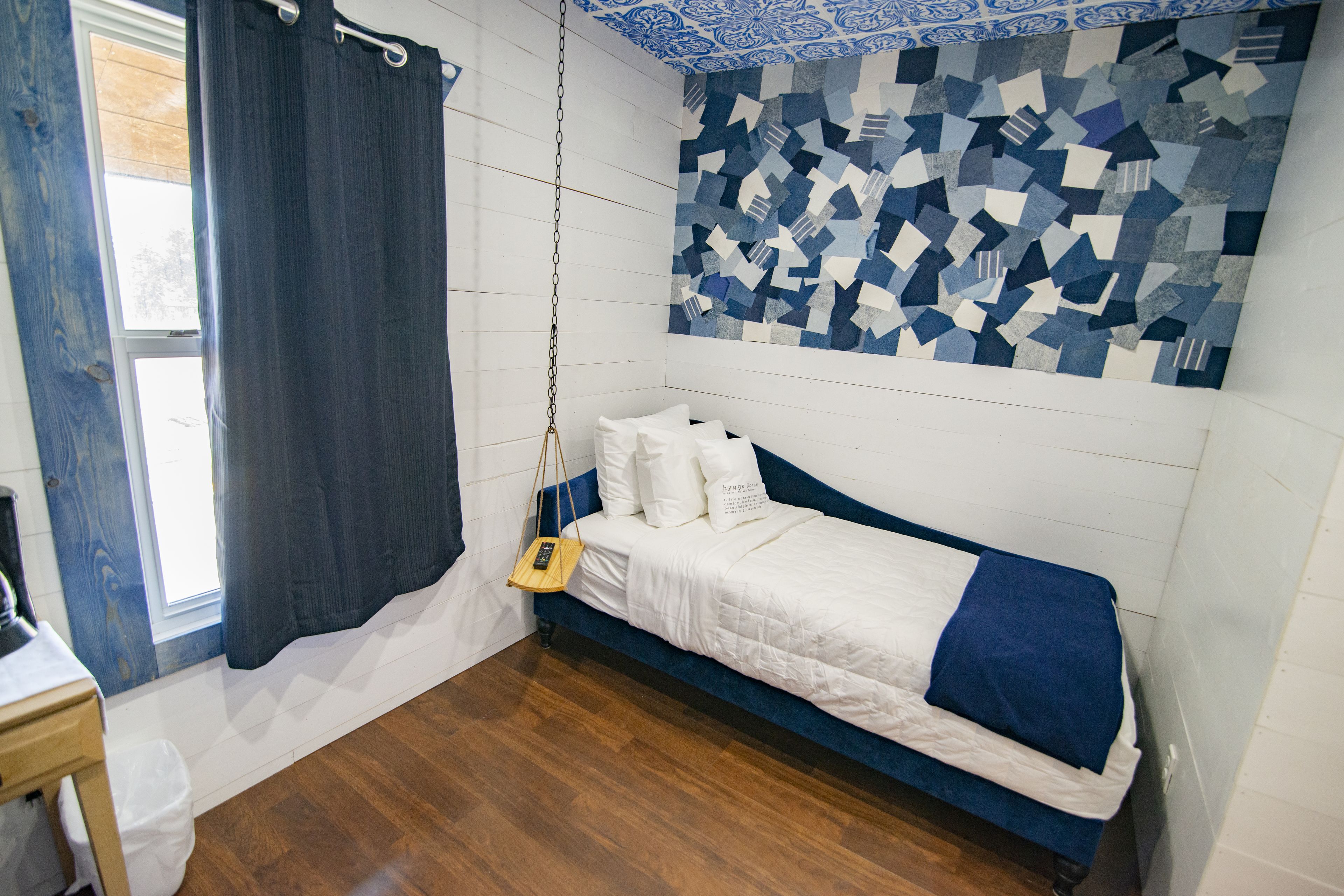 signature room, 1 single bed | egyptian cotton sheets, premium bedding, down duvets, pillow-top beds