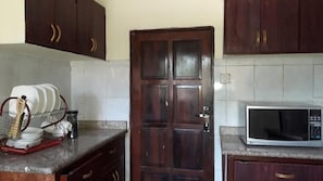 Fridge, microwave