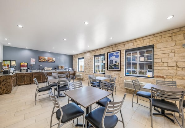 Restaurant - Scottish Inns Campus (Fort Worth)