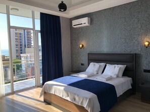 26 bedrooms, iron/ironing board, internet, bed sheets - Hotel King’s Town. Gonio (Gonio)