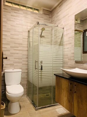 Bathroom - Bhamdoun Residence (Bhamdoun)