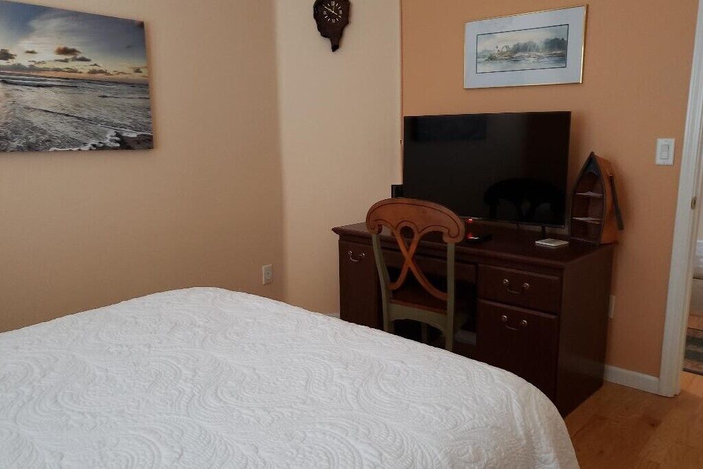 Desk with Smart TV