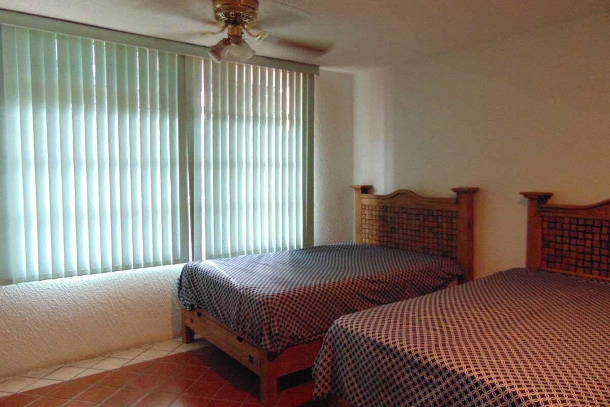 Casa familiar | 5 habitaciones y ropa de cama