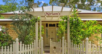 Miriam's Cottage Self Contained 2 bedroom cottage