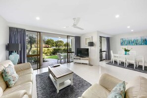 Family Apartment, 2 Bedrooms, Pool Access, River View | Living area