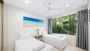 Unclassified image, 4 of 14, button - Unit 01 The Noosa Apartments (Noosa Heads)