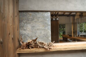 Hus (Private Vacation Home, Loof Glamping) | Terrass/Patio