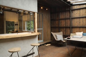 Hus (Private Vacation Home, Loof Glamping) | Terrass/Patio