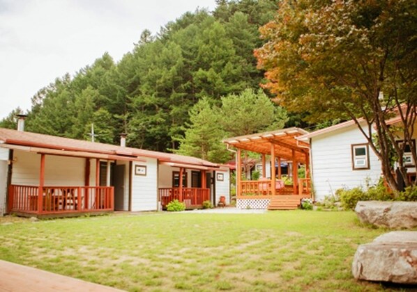 Exterior - J&J Pension (Gangneung)