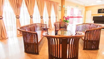 Kawasan tempat duduk lobi