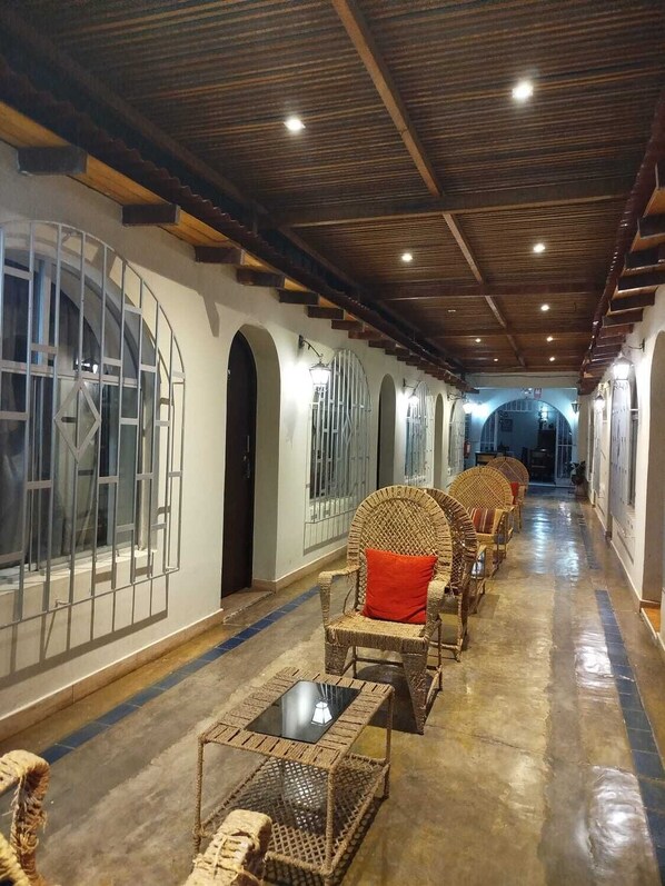 Terrace/patio - Hotel Vía Morburg (Nazca)