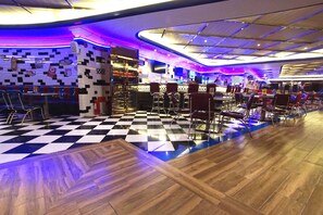 Restaurant - Central Park Reef Resort (Olongapo)