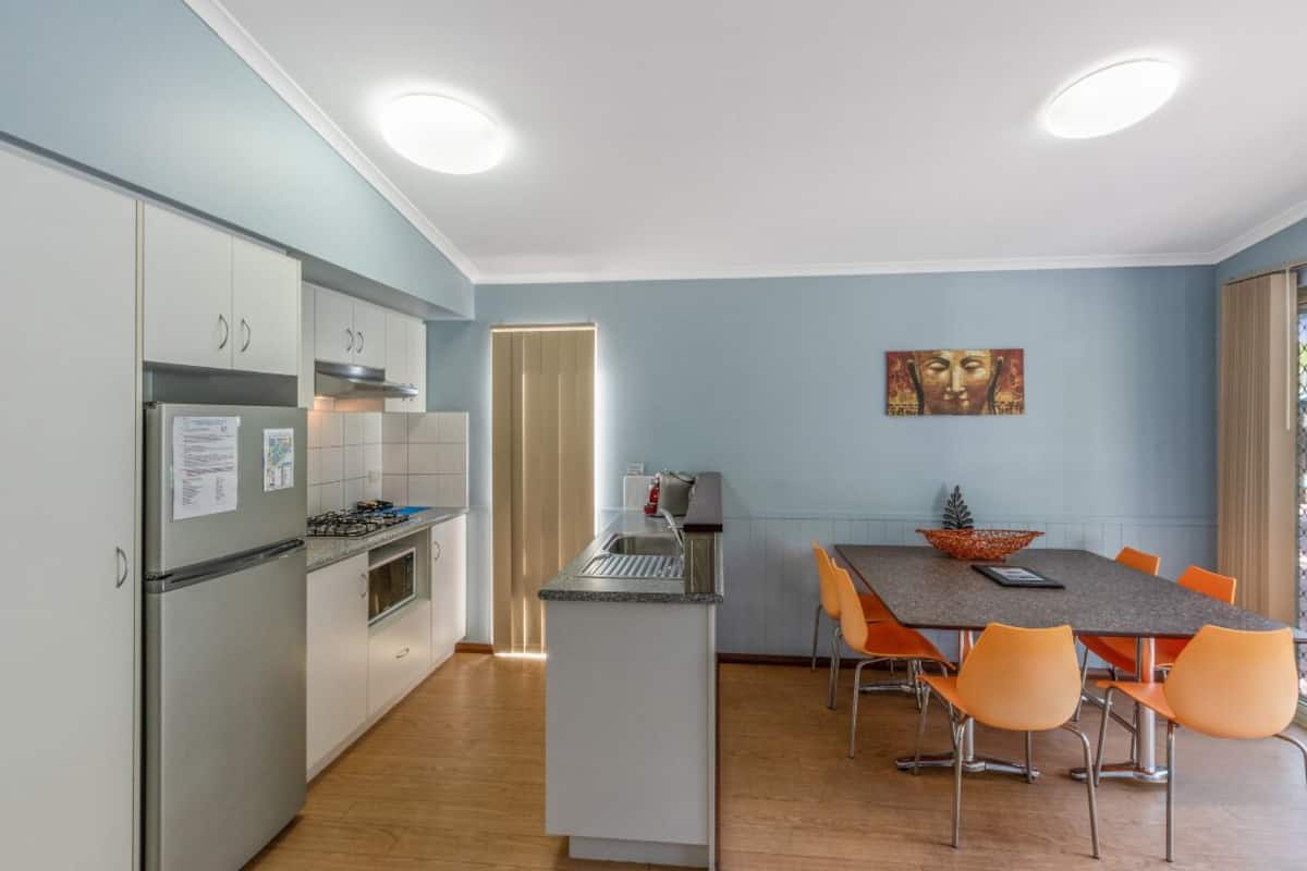 Ensuited Park Cabin Indoor Lounge | Living area | Flat-screen TV
