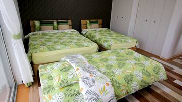 Apartment | Iron/ironing board, free WiFi