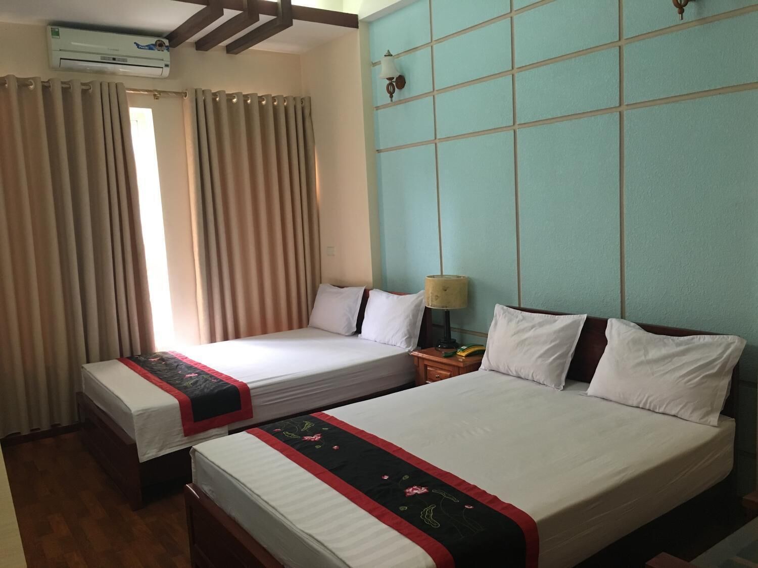 Photo - Sunrise Hotel