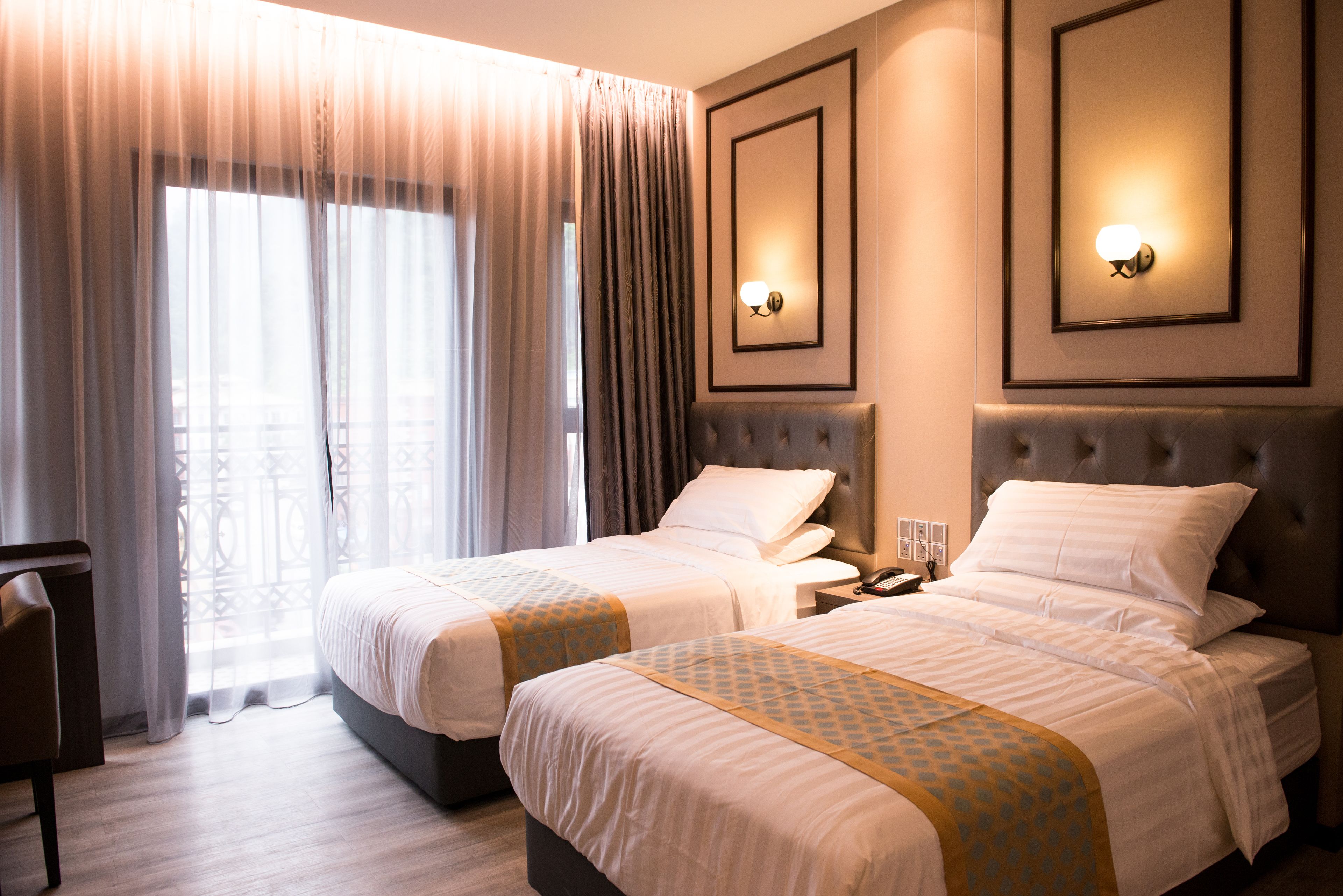 minibar, in-room safe, desk, laptop workspace