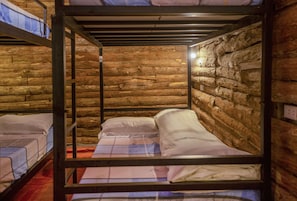 Room - Oh Yeah Hostel (Sa Pa)
