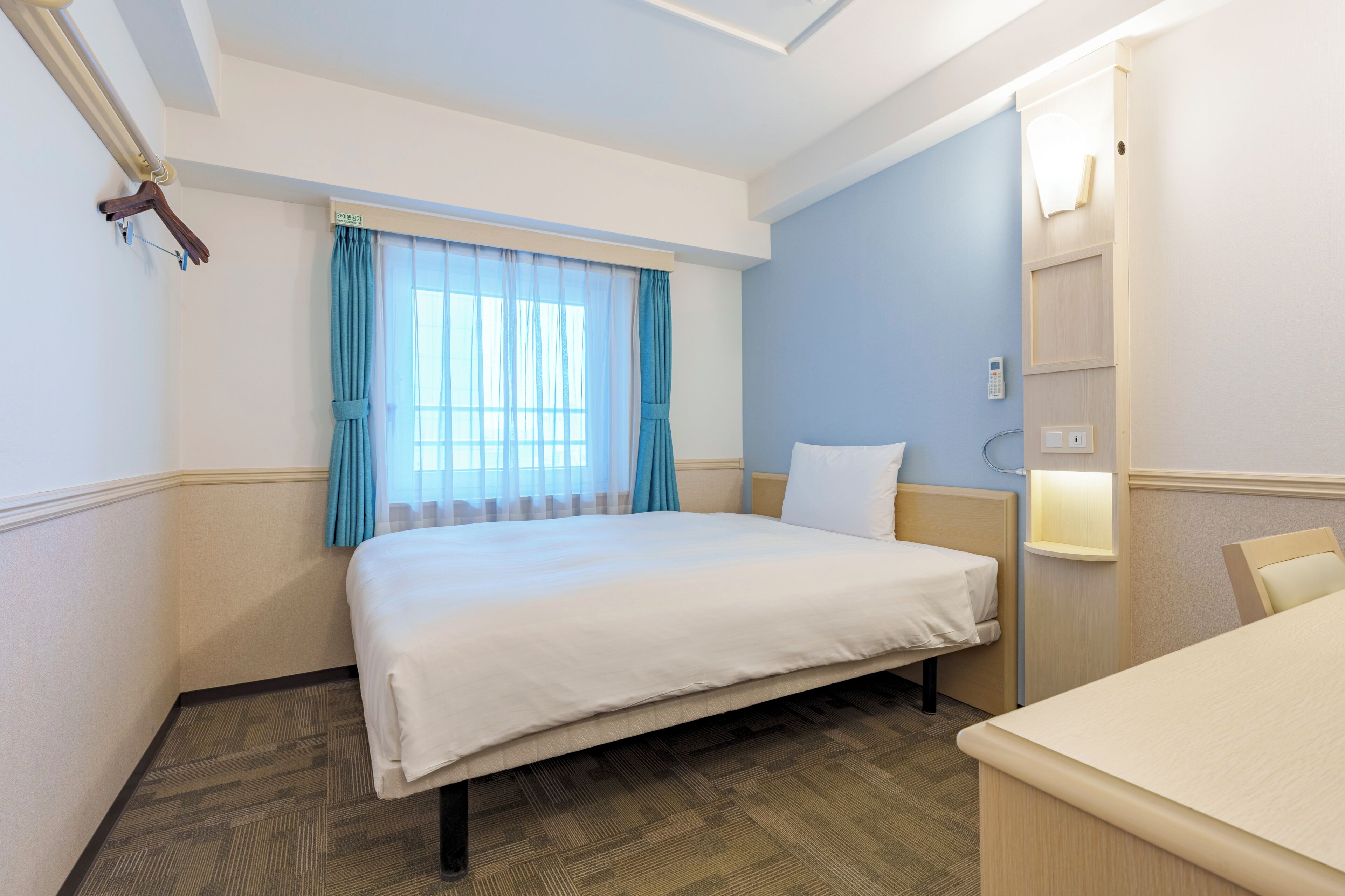 Einzelzimmer, Nichtraucher | Zimmersafe, Schreibtisch, laptopgeeigneter Arbeitsplatz