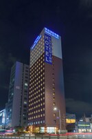 Fachada del alojamiento - Noche