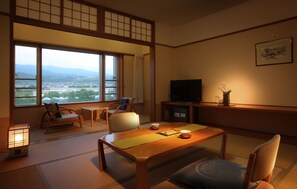 傳統客房, 共用浴室 (Japanese Style Room, For 5 Guests) | 免費無線上網