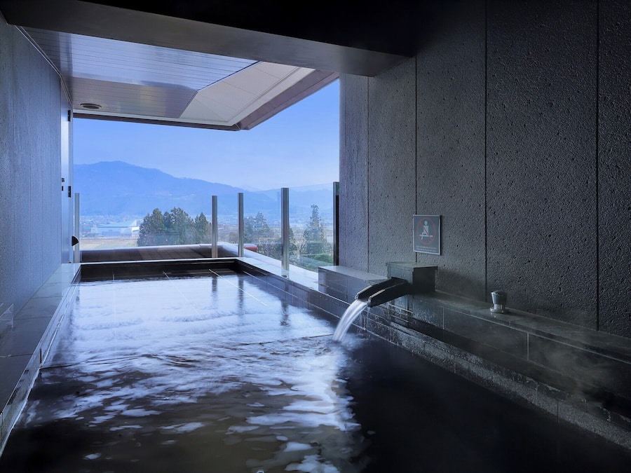 Twin Room, Imperial Suite | Bathroom | Hair dryer, slippers, electronic bidet, towels